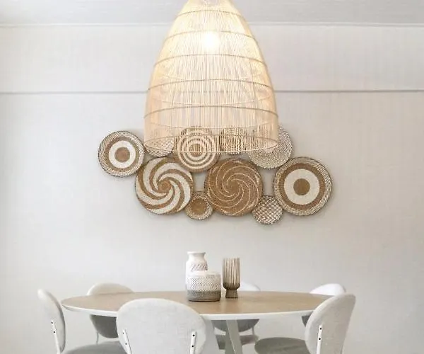 Nonta\'S Luxury Home